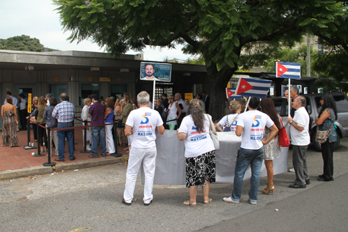 frente a la embajada norteamericana en Argentina reclamo de visas