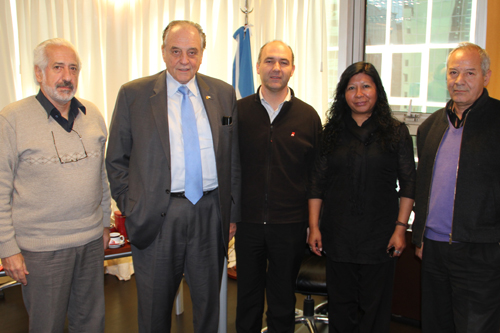 Delegación del Comite Argentino por la Libertad de los 5 en el Congreso Nacional