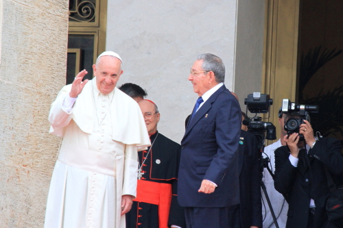 El Papa en el Palacio de la Revolución