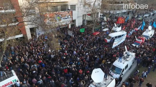 MULTITUD ACOMPAÑA A HEBE DE BONAFINI