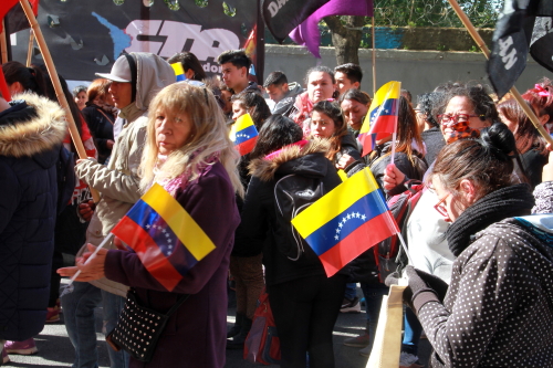 Banderazo por Venezuela y Maduro en Argentina
