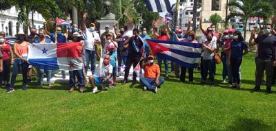 Mediante caravana solidaria exigen en Panam finalizar bloqueo